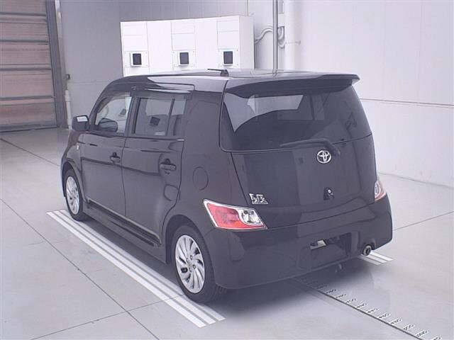 Toyota BB 2007 7022340-1