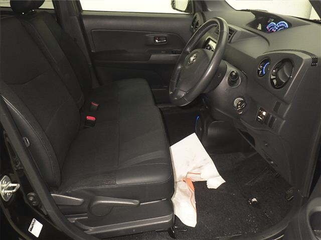 Toyota BB 2014 7022341-5