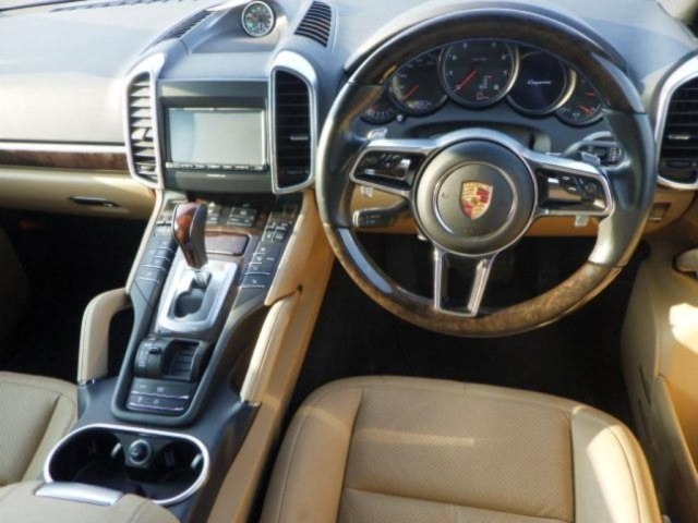 Porsche CAYENNE 2015 7005801-3