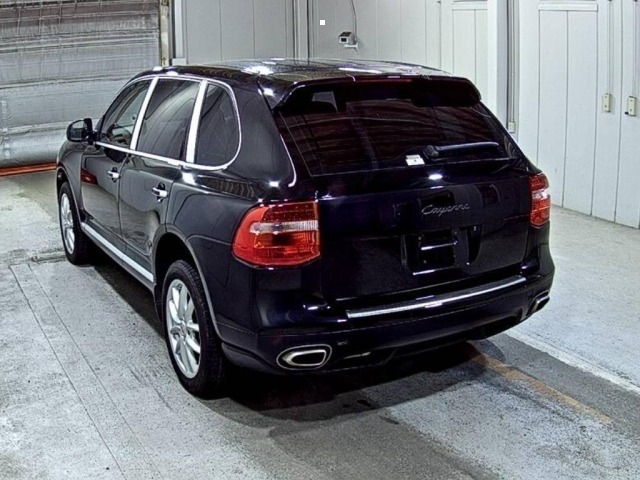 Porsche CAYENNE 2010 7005811-1