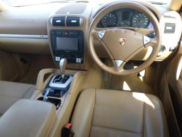 Porsche CAYENNE 2010 7005811-3