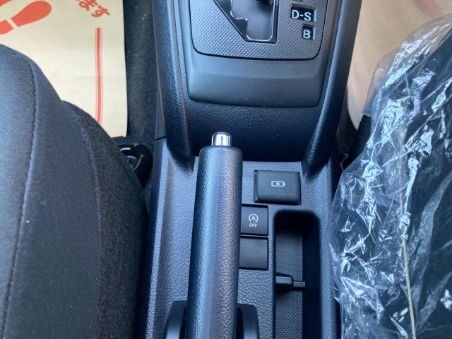 Toyota COROLLA AXIO 2025 7013034-11