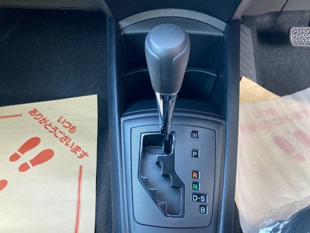 Toyota COROLLA AXIO 2025 7013034-15