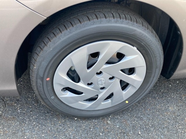 Toyota COROLLA AXIO 2025 7013034-6