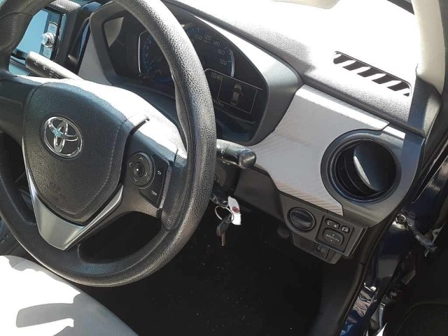 Toyota COROLLA AXIO 2015 7013035-9
