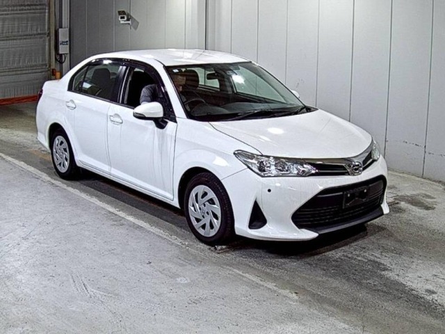 Toyota COROLLA AXIO 2021 7013061-0