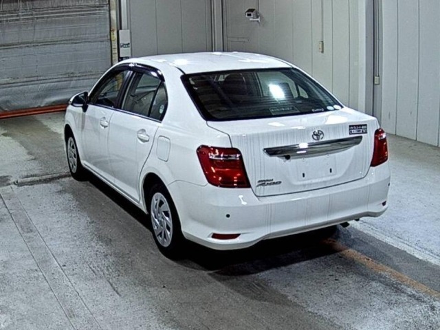 Toyota COROLLA AXIO 2021 7013061-1