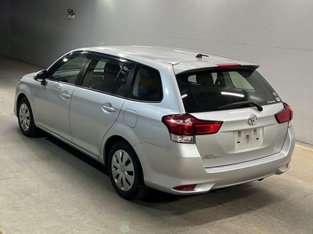 Toyota COROLLA FIELDER 2017 7017653-1