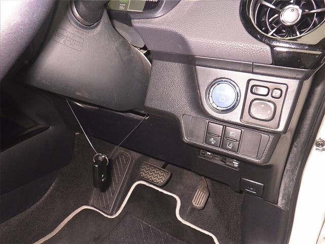 Toyota COROLLA FIELDER 2016 7017789-8