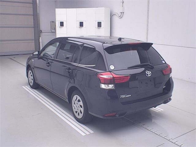 Toyota COROLLA FIELDER 2017 7017796-1