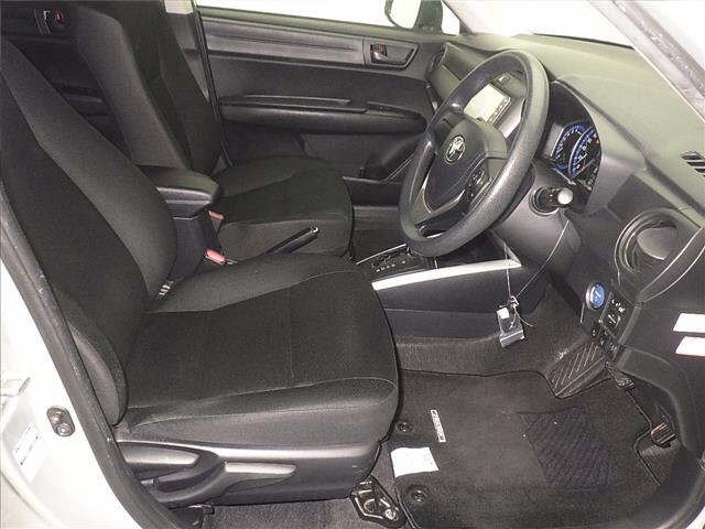 Toyota COROLLA FIELDER 2022 7017816-5