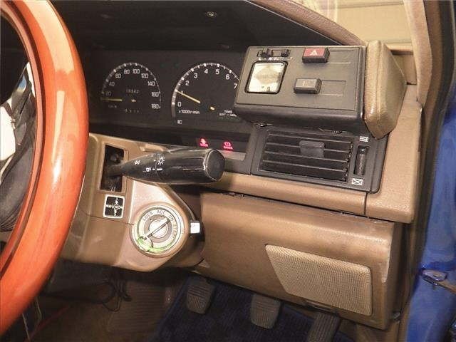 Toyota CRESTA 1988 7017385-8