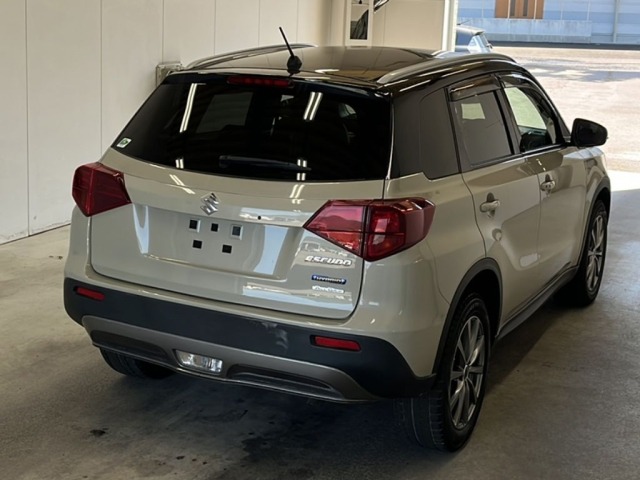 Suzuki ESCUDO 2023 7004812-1