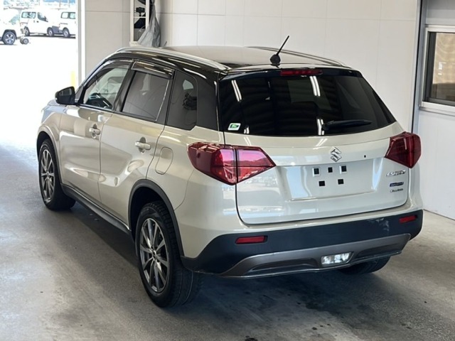 Suzuki ESCUDO 2023 7004812-5