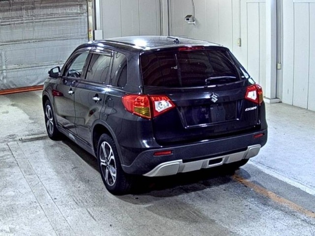 Suzuki ESCUDO 2016 7004822-1