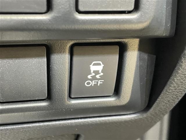 Subaru FORESTER 2023 7019075-4