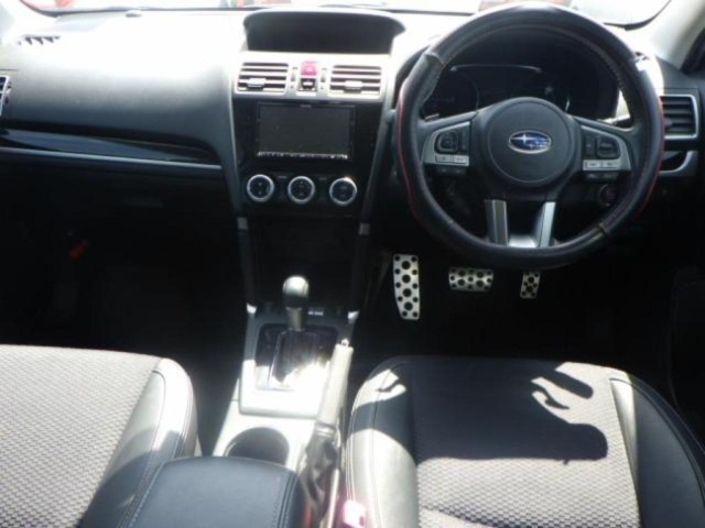 Subaru FORESTER 2015 7019184-3