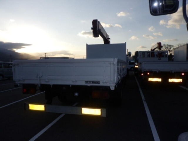 Isuzu FORWARD 2007 7008421-5