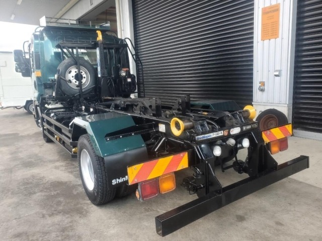Isuzu FORWARD 2019 7008430-1
