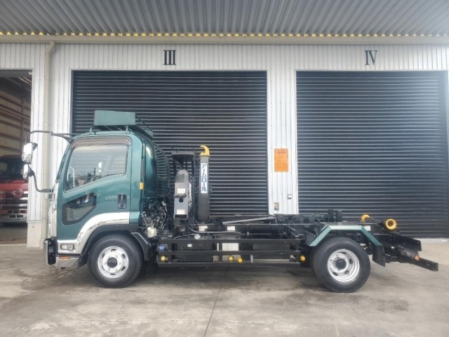 Isuzu FORWARD 2019 7008430-26