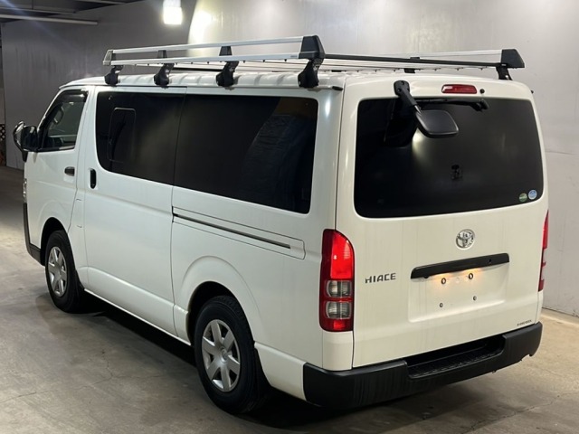 Toyota HIACE VAN 2021 7019847-1