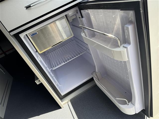 Toyota HIACE VAN 2017 7020979-11