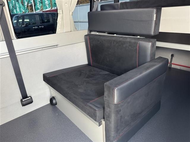 Toyota HIACE VAN 2017 7020979-17