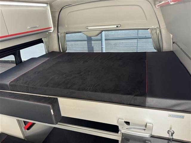 Toyota HIACE VAN 2017 7020979-21
