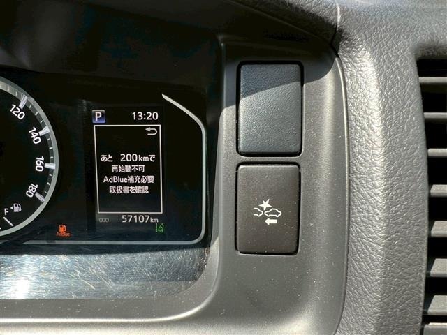 Toyota HIACE VAN 2022 7020983-10