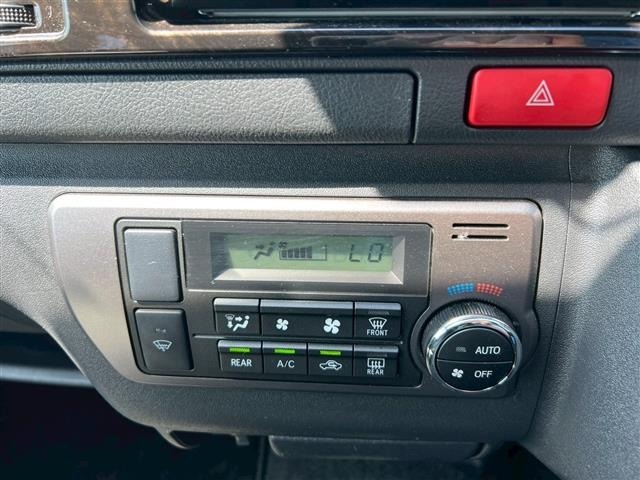 Toyota HIACE VAN 2022 7020983-12