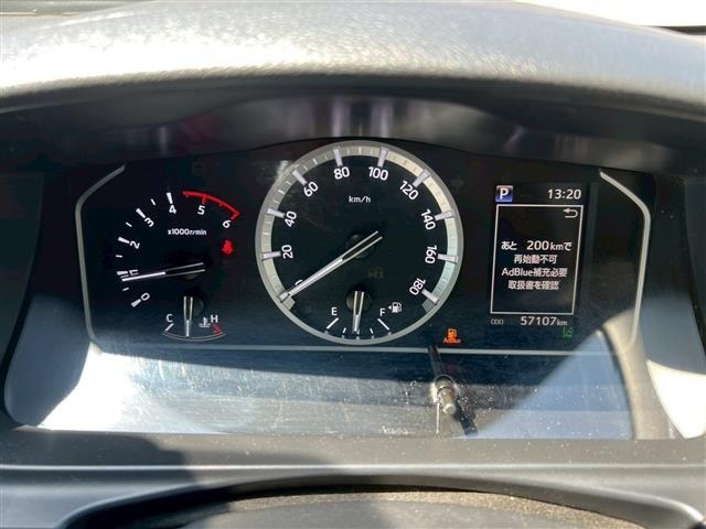 Toyota HIACE VAN 2022 7020983-3
