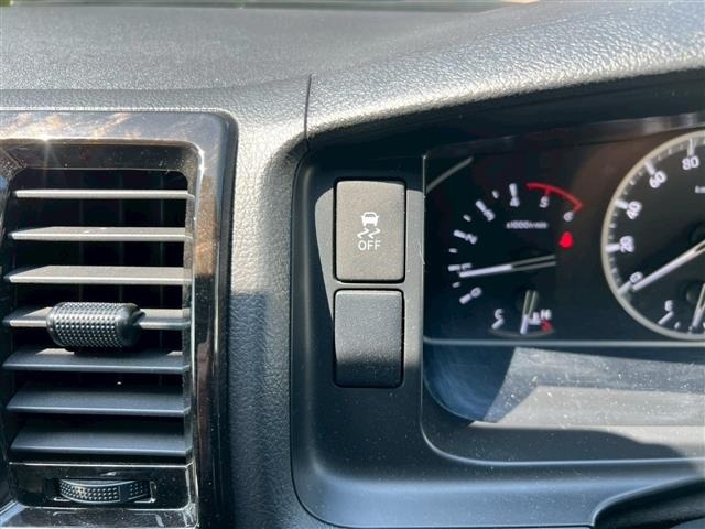 Toyota HIACE VAN 2022 7020983-9