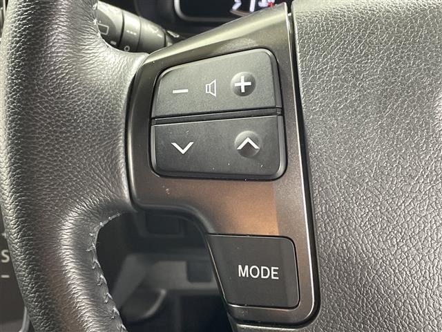 Toyota HIACE VAN 2023 7021063-11