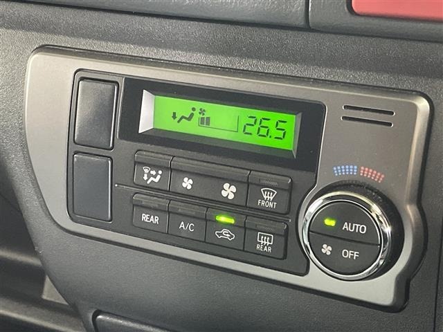Toyota HIACE VAN 2023 7021063-4