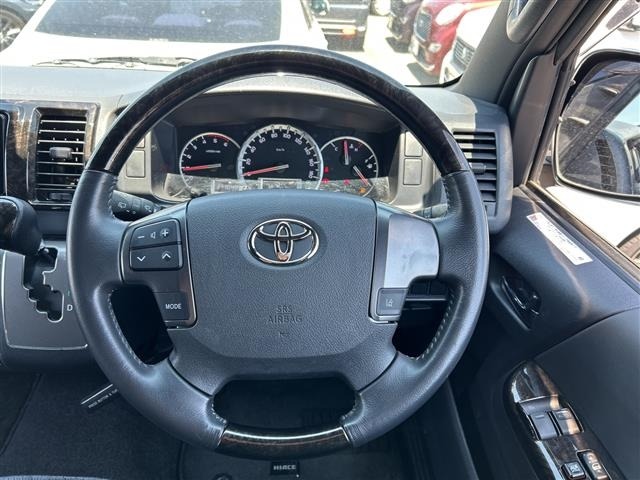 Toyota HIACE VAN 2019 7021067-15
