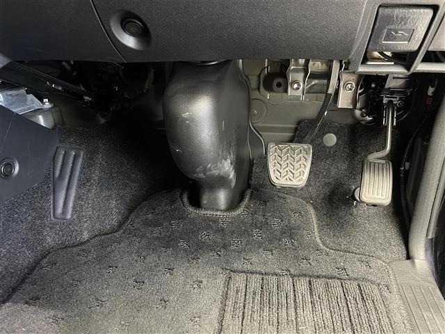 Toyota HIACE VAN 2021 7021115-22