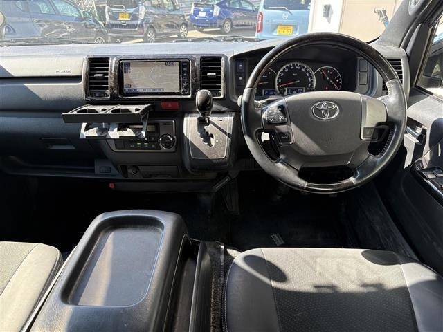 Toyota HIACE VAN 2019 7021258-15