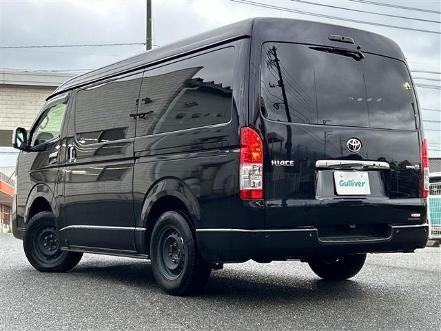 Toyota HIACE VAN 2023 7021293-13