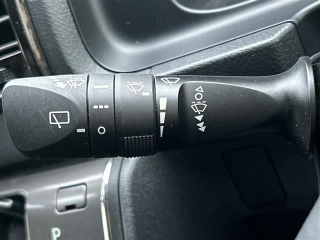 Toyota HIACE VAN 2023 7021293-19