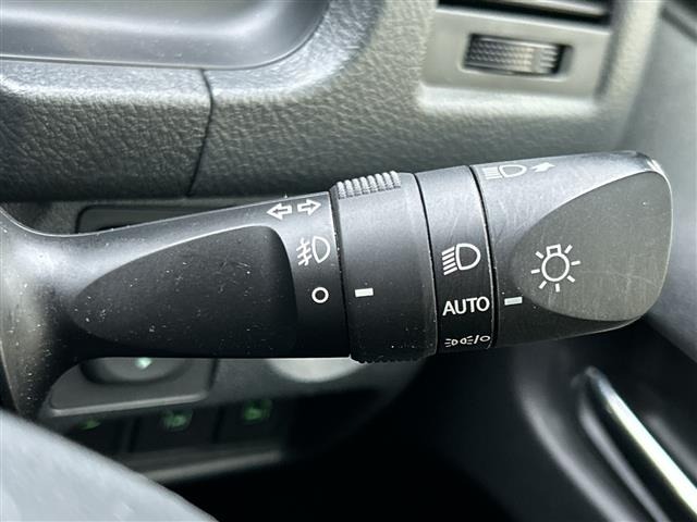 Toyota HIACE VAN 2023 7021293-3