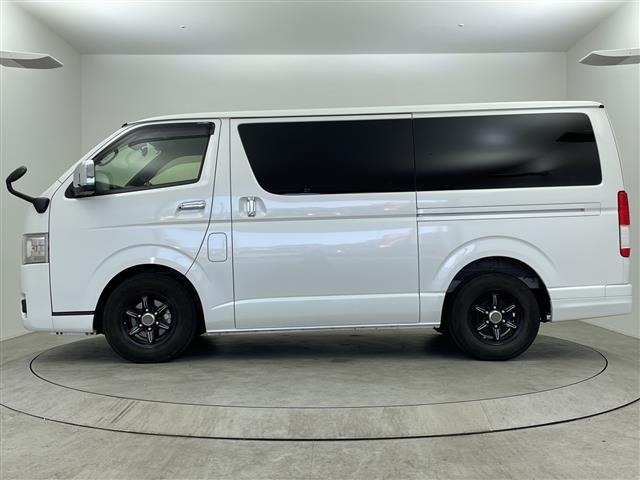 Toyota HIACE VAN 2023 7021341-2