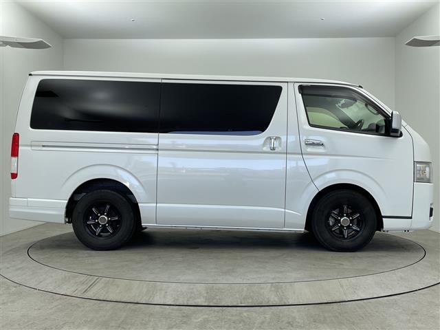 Toyota HIACE VAN 2023 7021341-22