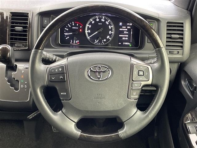 Toyota HIACE VAN 2023 7021341-5