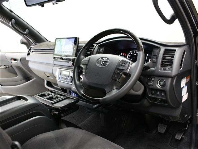 Toyota HIACE VAN 2024 7021343-7