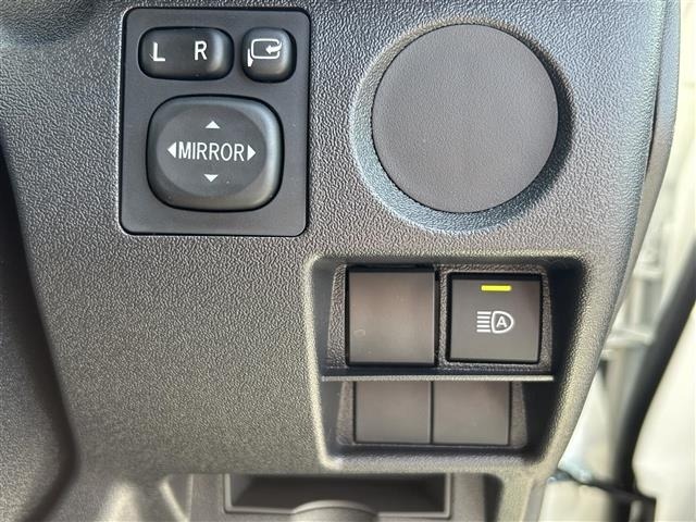 Toyota HIACE VAN 2026 7021444-16