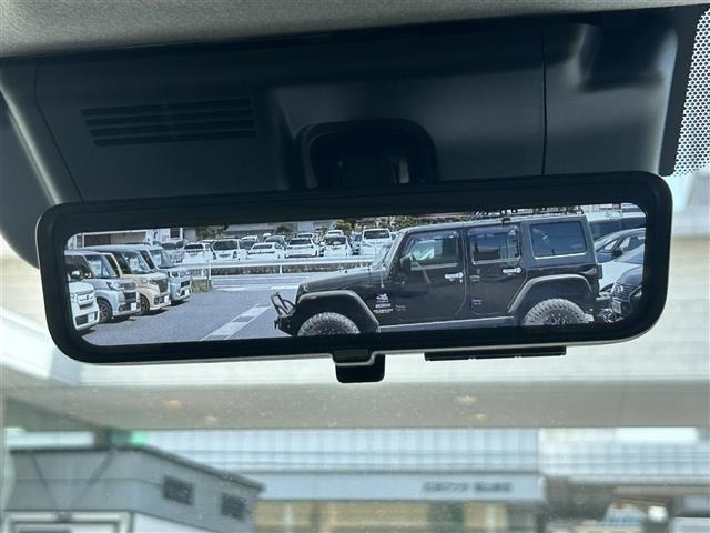 Toyota HIACE VAN 2026 7021444-17