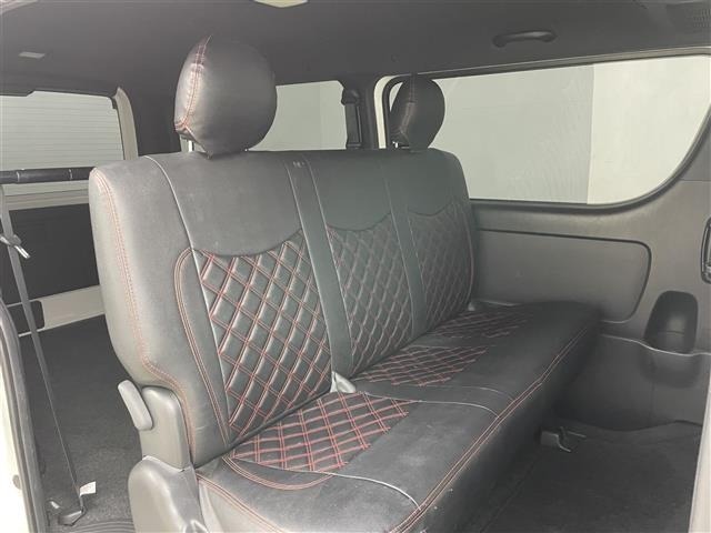 Toyota HIACE VAN 2021 7021484-3