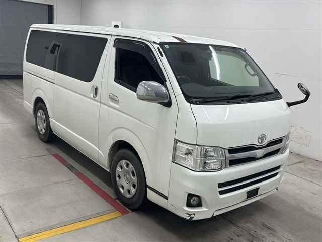 Toyota HIACE VAN 2012 7021661-0