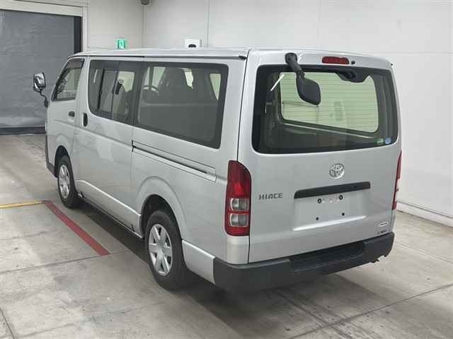 Toyota HIACE VAN 2014 7021682-1