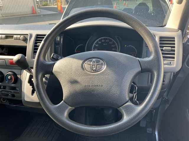 Toyota HIACE VAN 2014 7021682-3
